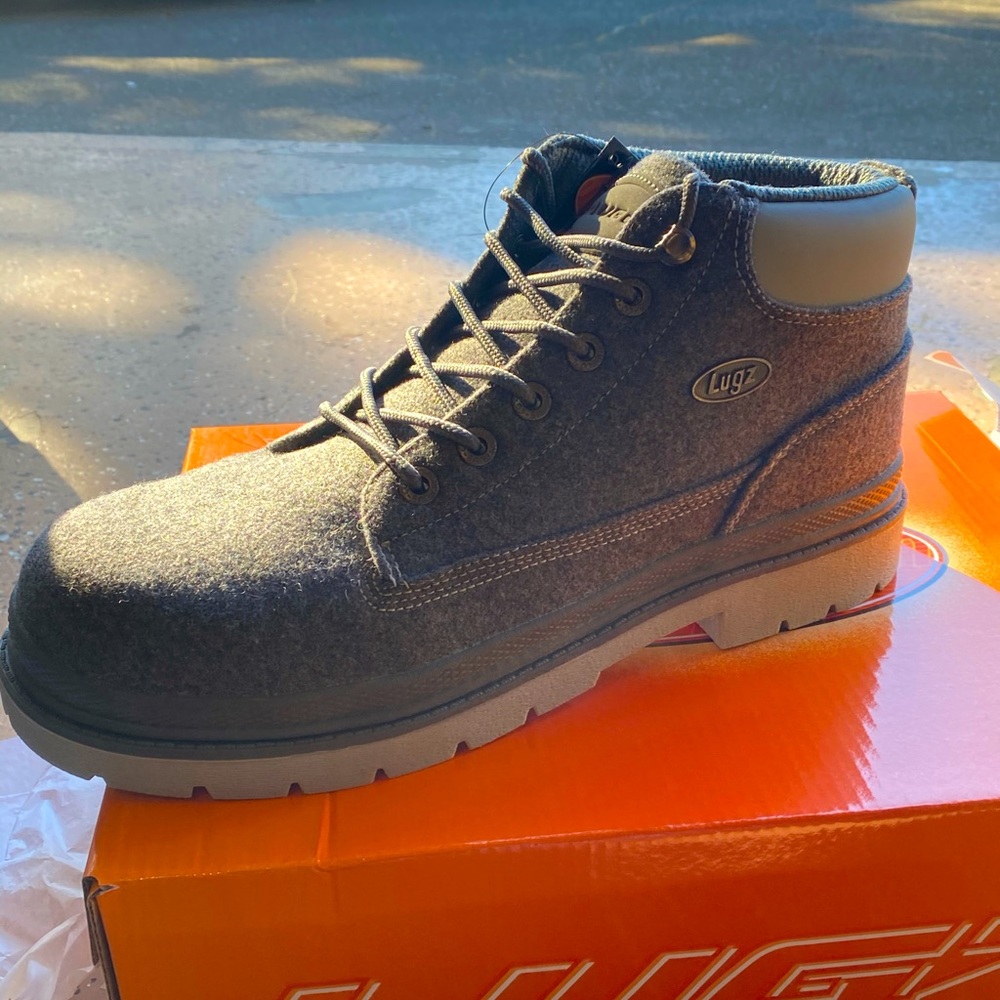Lugz Chukka boot